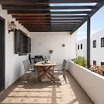 Acogedor Puerto del Carmen (Lanzarote)